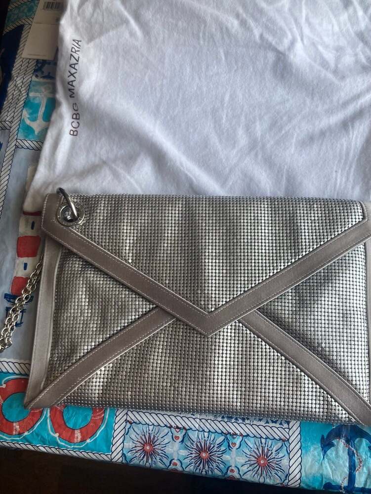 BCBGMAXAZRIA PURSE